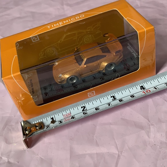 Collectible item Time Model X Somodel Porsche 911 993 RWB Gold Edition 1:64 - Picture 7 of 9